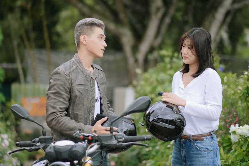 “Nụ hôn bạc tỷ” lọt top 10 phim Việt có doanh thu cao nhất mọi thời đại