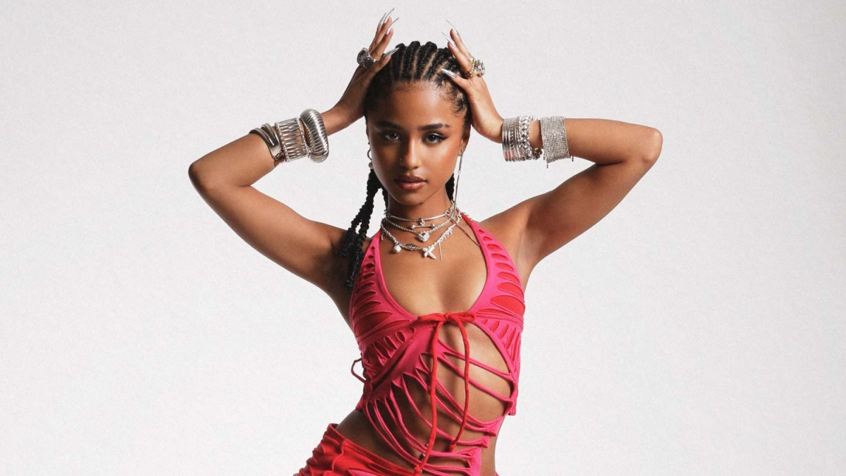 10 nu ca si tre dang thong tri playlist va bang xep hang toan cau hinh anh 3